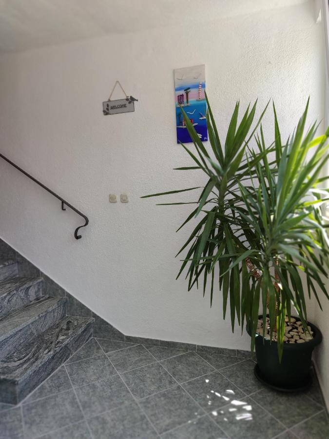 Apartments And Rooms Marica Makarska Exterior foto