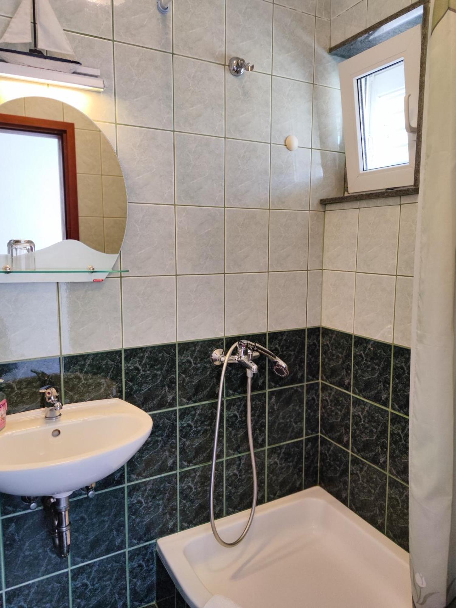 Apartments And Rooms Marica Makarska Zimmer foto